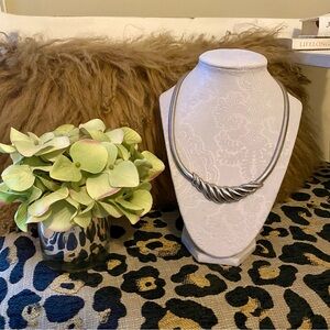 Vintage silver serpentine statement necklace